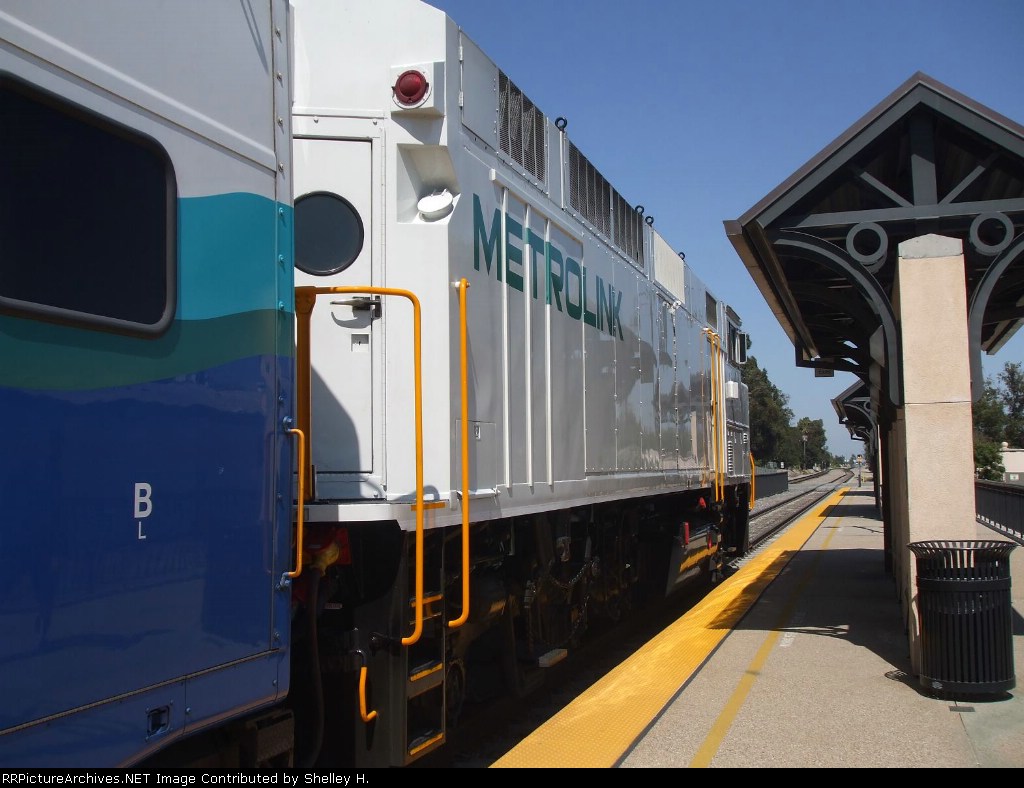SCRX 853 leading the sounder train in its final running days